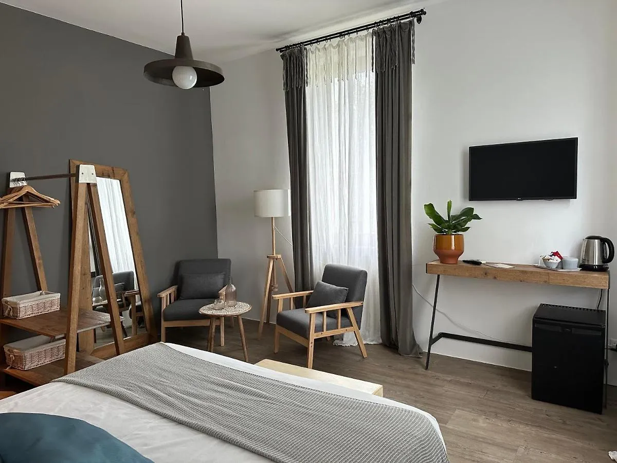Corte Vallio Desenzano del Garda Bed & Breakfast