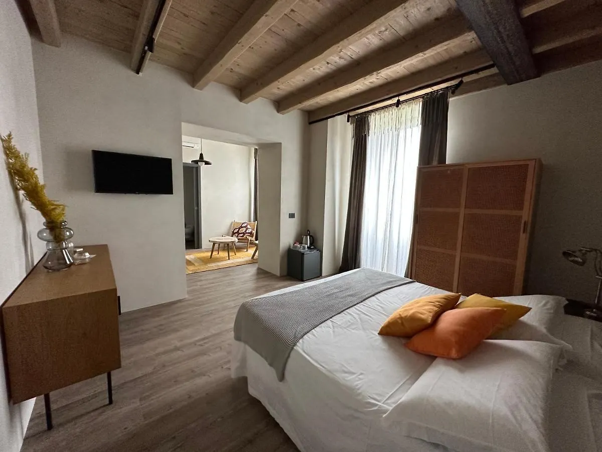 Corte Vallio Desenzano del Garda