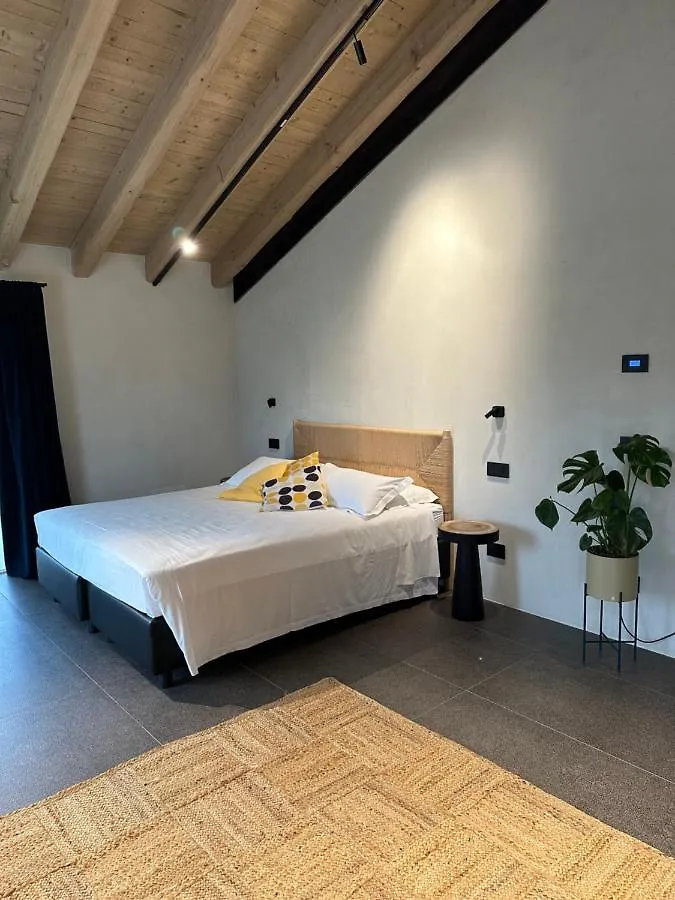 Corte Vallio Desenzano del Garda Italien