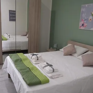 https://casa-beatrice-affittacamere-dante.palermohotels.org