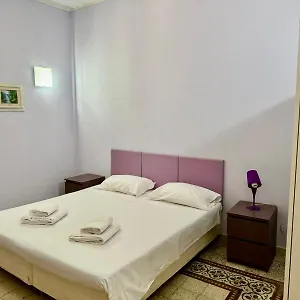 https://sicily-house-40.palermohotels.org