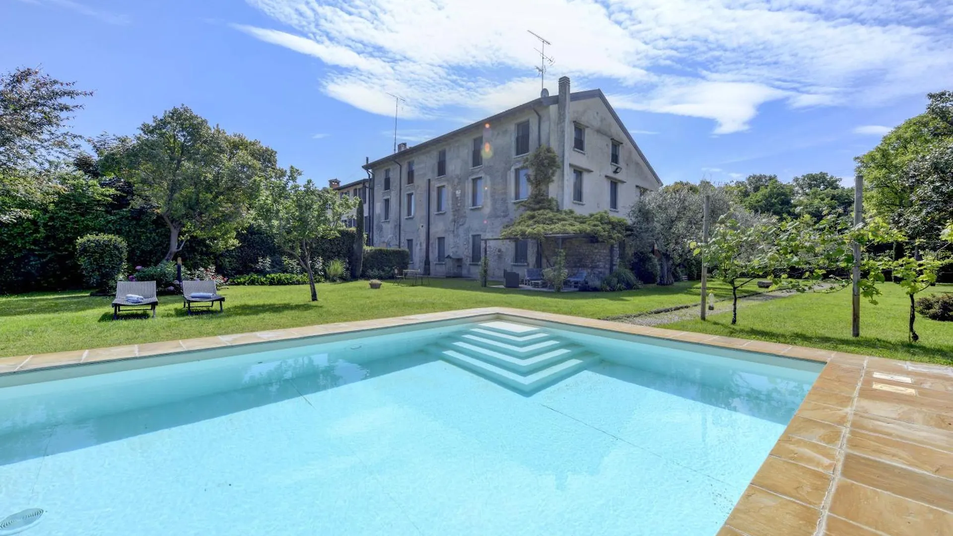 Bed & Breakfast Corte Vallio Desenzano del Garda