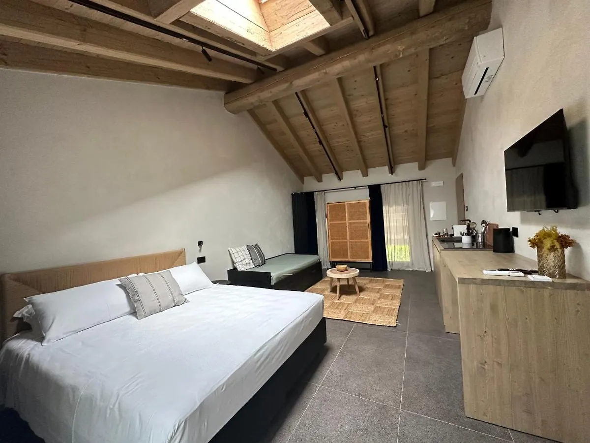 Corte Vallio Bed & Breakfast Desenzano del Garda